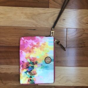 Tory Burch wristlet bag